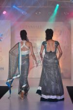 Model walks for Manali Jagtap Show at Global Magazine- Sultan Ahmed tribute fashion show on 15th Aug 2012 (236).JPG
